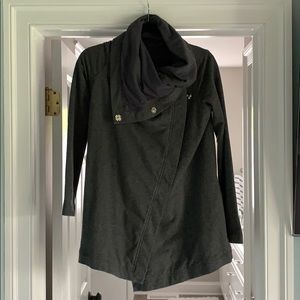 Lulu lemon wrap sweatshirt